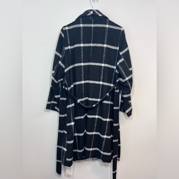 •new• BLOOMCHIC Plaid Coat - Picture 6 of 11